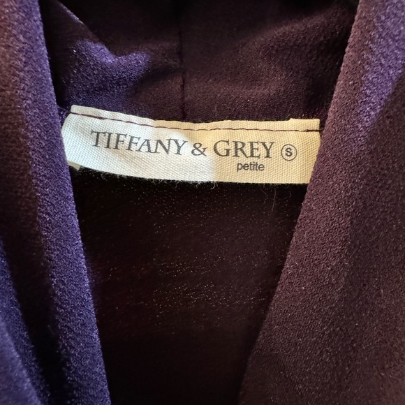 Tiffany & Grey stretch purple top, PS - Picture 5 of 6